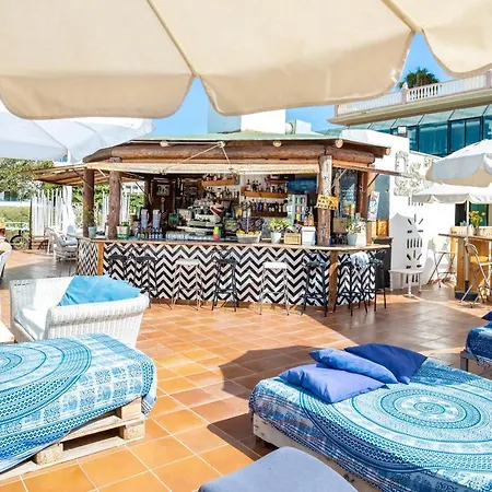 Paradise Flat Near Hard Rock With Pool