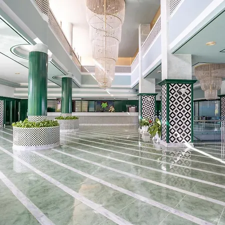 Paradise Flat Near Hard Rock With Pool Апартаменты Адехе