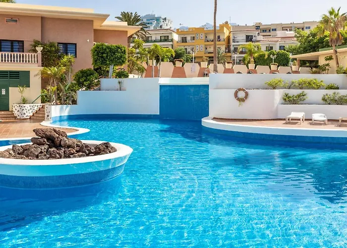 Апартаменты Paradise Flat Near Hard Rock With Pool